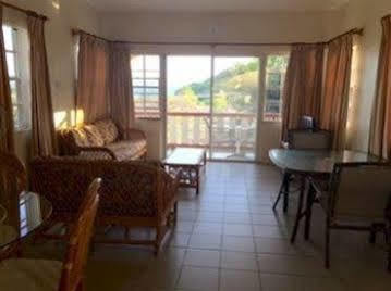 Hillside Apartments คิงส์ทาวน์ ภายนอก รูปภาพ