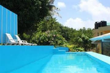 Hillside Apartments คิงส์ทาวน์ ภายนอก รูปภาพ