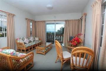 Hillside Apartments คิงส์ทาวน์ ภายนอก รูปภาพ